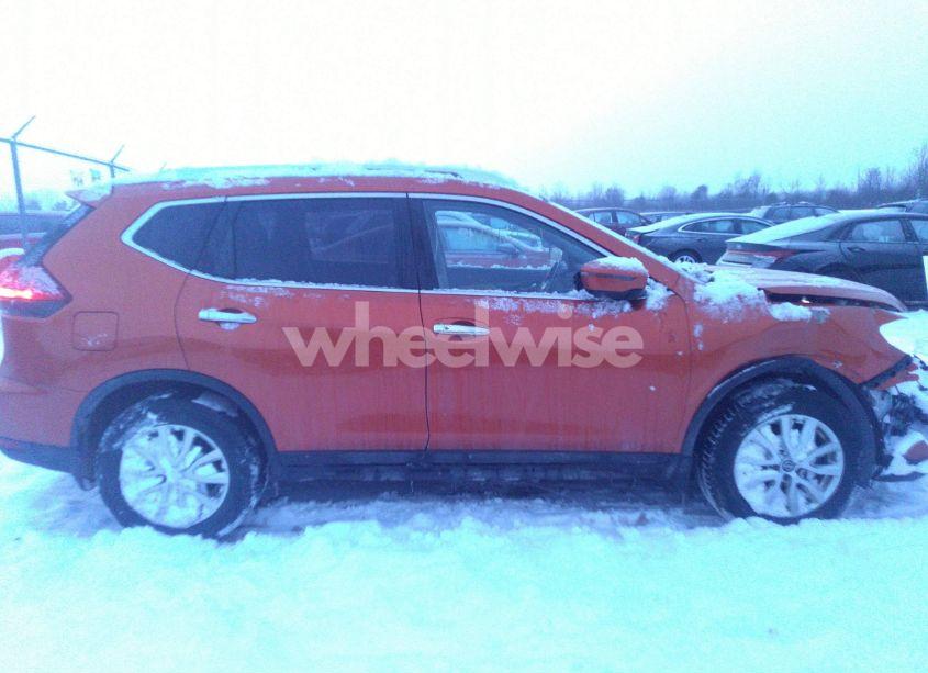 Photo 13 of 2017 Nissan Rogue SV (VIN JN8AT2MV6HW020408)