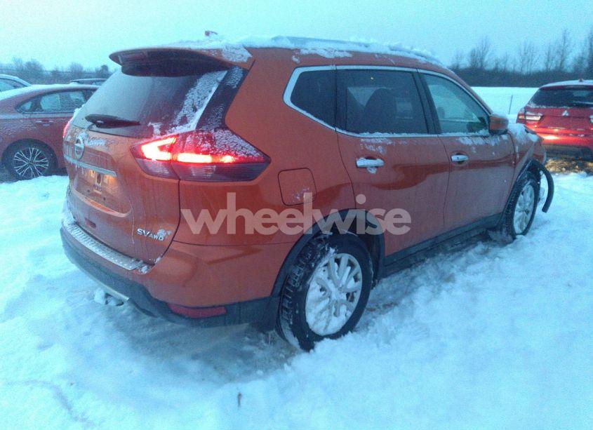 Photo 4 of 2017 Nissan Rogue SV (VIN JN8AT2MV6HW020408)