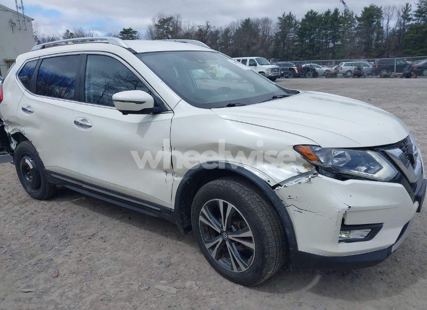 2017 Nissan Rogue SL (VIN JN8AT2MV6HW259487) main photo