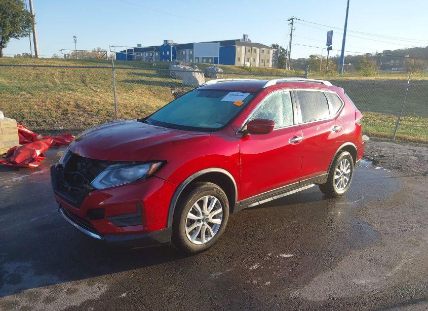 Photo 2 of 2017 Nissan Rogue SV (VIN JN8AT2MV6HW272885)