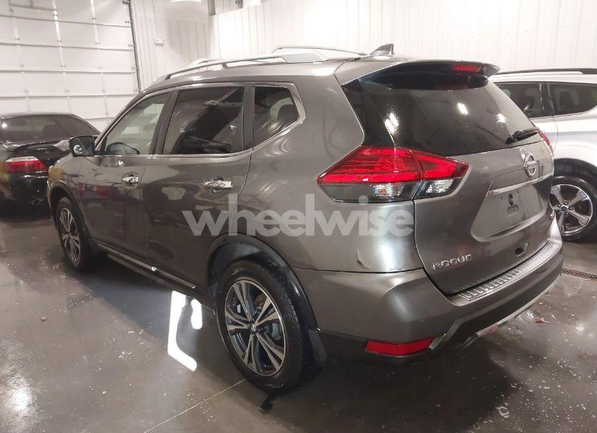 Photo 3 of 2017 Nissan Rogue SL (VIN JN8AT2MV6HW284437)