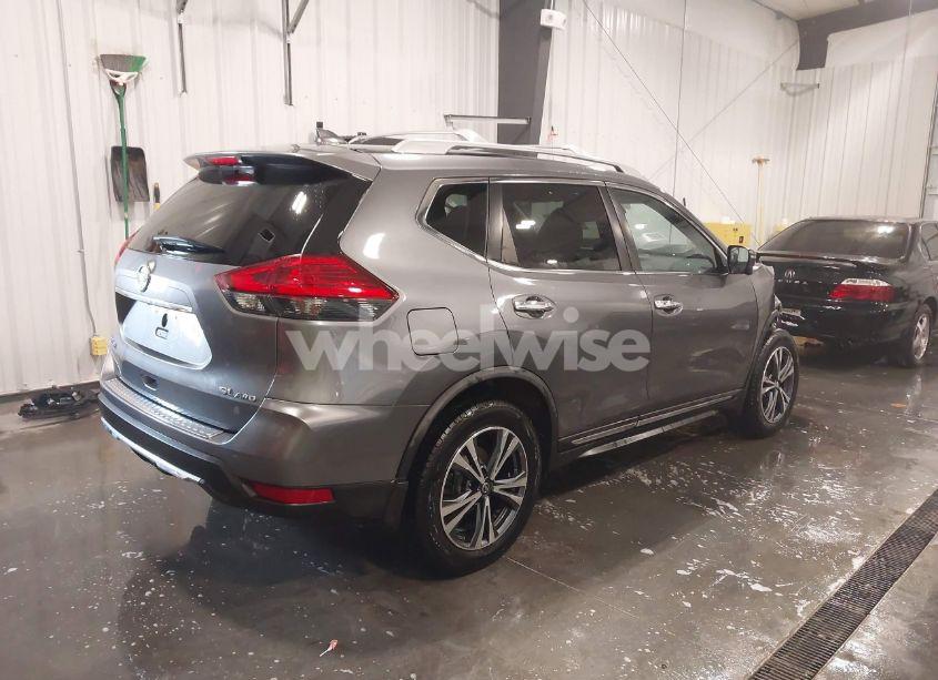 Photo 4 of 2017 Nissan Rogue SL (VIN JN8AT2MV6HW284437)