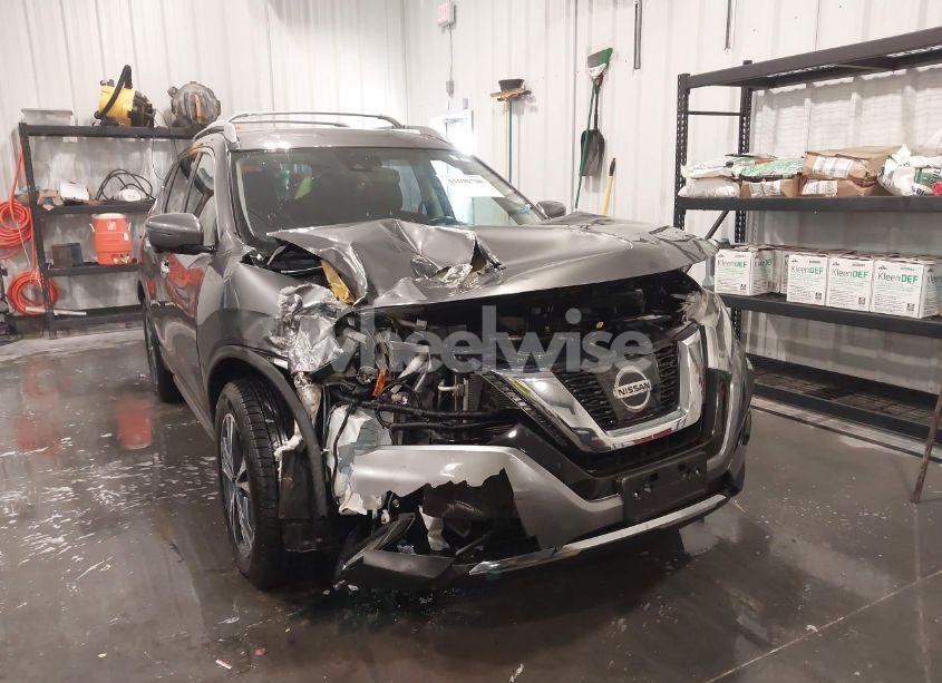 Photo 6 of 2017 Nissan Rogue SL (VIN JN8AT2MV6HW284437)