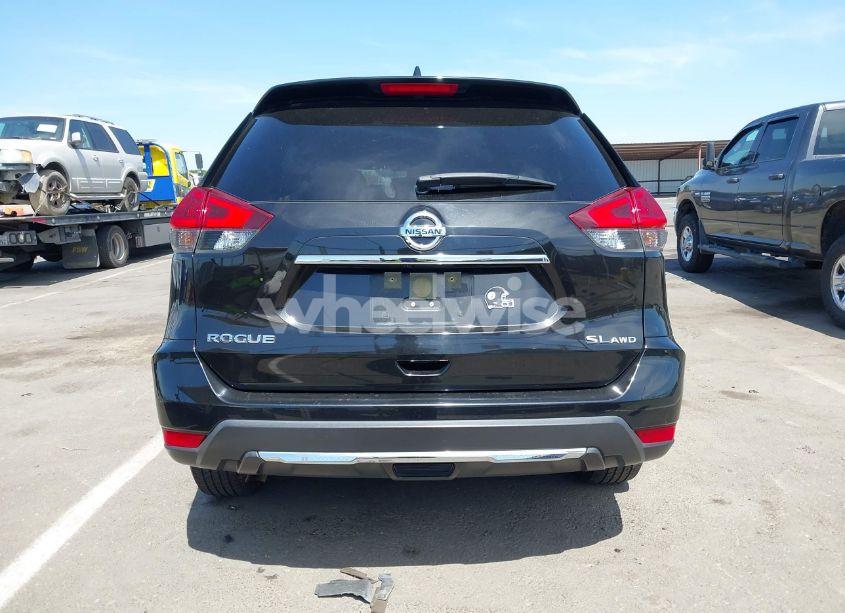 Photo 16 of 2018 Nissan Rogue SL (VIN JN8AT2MV6JW310301)
