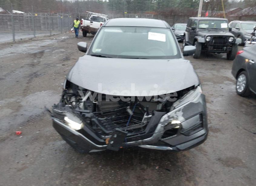 Photo 12 of 2018 Nissan Rogue S (VIN JN8AT2MV6JW313070)