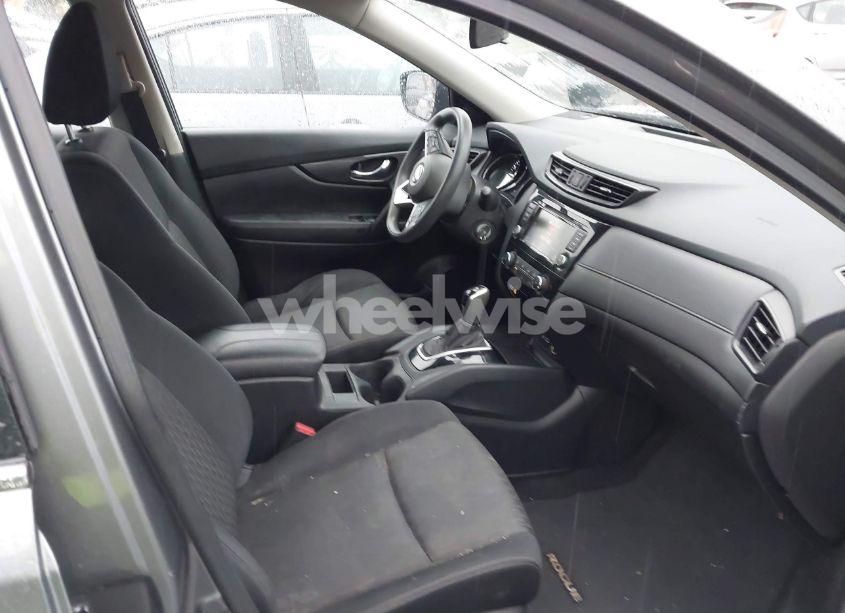 Photo 5 of 2018 Nissan Rogue S (VIN JN8AT2MV6JW313070)