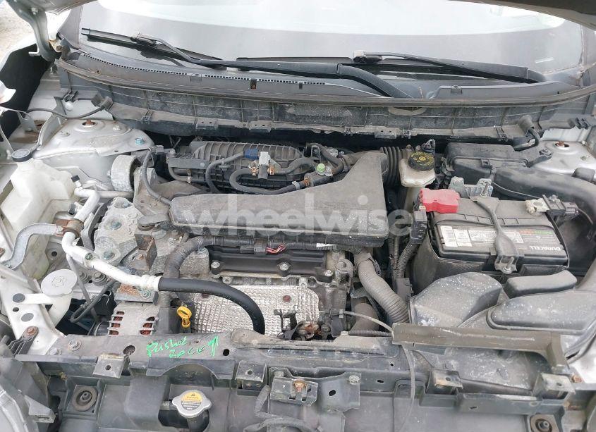 Photo 10 of 2018 Nissan Rogue SL (VIN JN8AT2MV6JW317832)