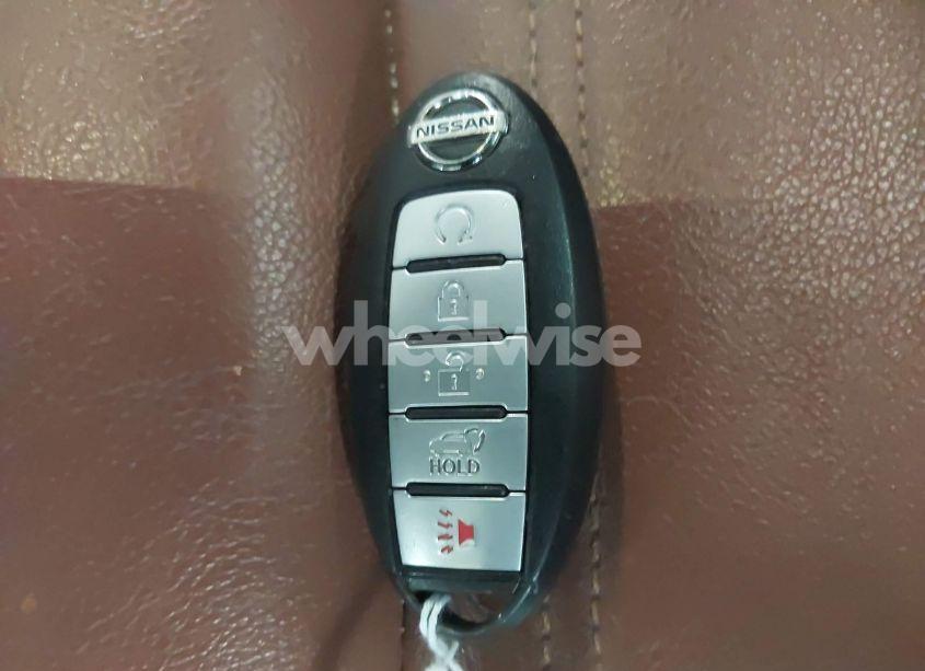 Photo 11 of 2018 Nissan Rogue SL (VIN JN8AT2MV6JW343041)