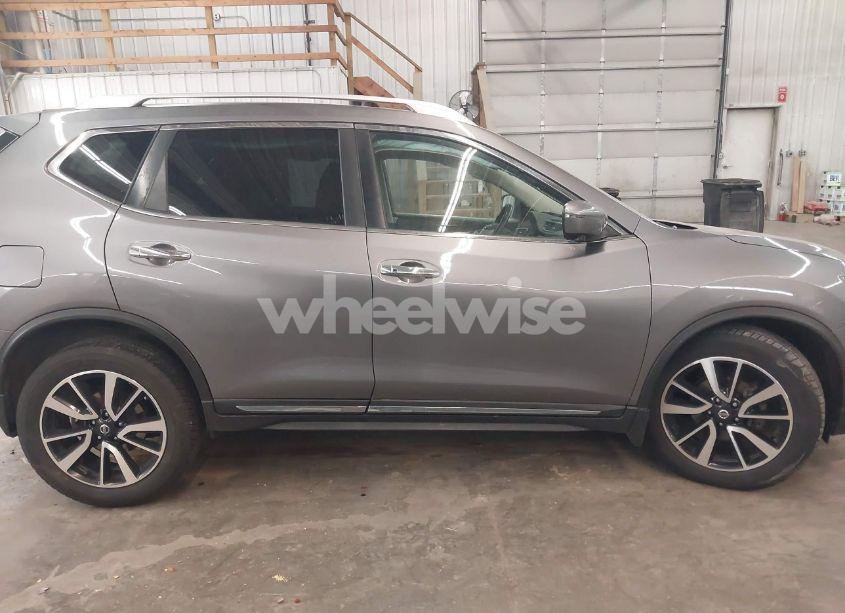 Photo 14 of 2018 Nissan Rogue SL (VIN JN8AT2MV6JW343041)