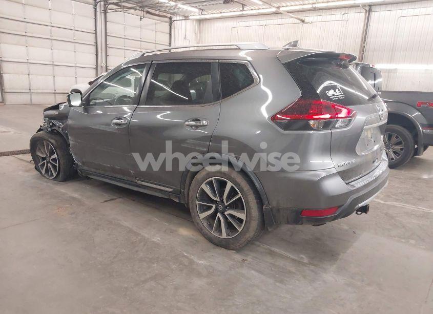 Photo 3 of 2018 Nissan Rogue SL (VIN JN8AT2MV6JW343041)