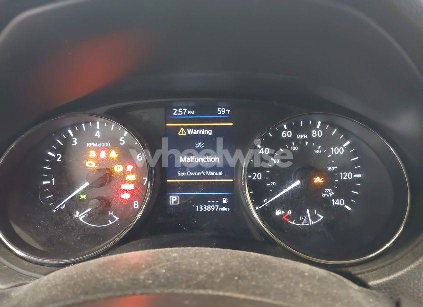 Photo 7 of 2018 Nissan Rogue SL (VIN JN8AT2MV6JW343041)