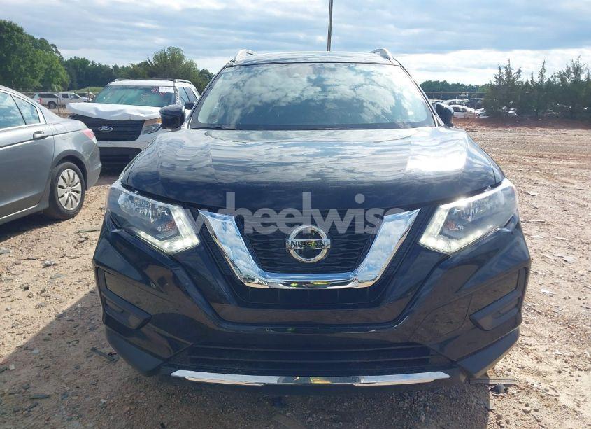 Photo 12 of 2019 Nissan Rogue SV (VIN JN8AT2MV6KW379829)
