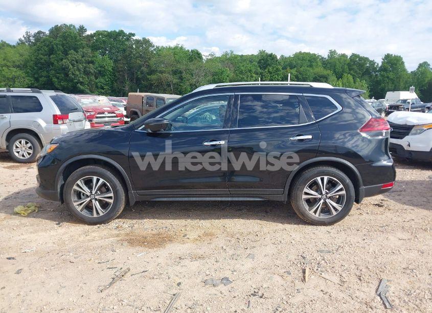 Photo 14 of 2019 Nissan Rogue SV (VIN JN8AT2MV6KW379829)