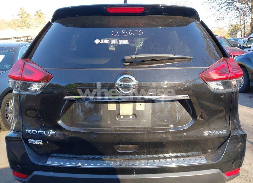 Photo 17 of 2019 Nissan Rogue SV (VIN JN8AT2MV6KW380351)