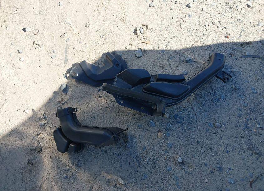 Photo 12 of 2019 Nissan Rogue SV (VIN JN8AT2MV6KW387509)