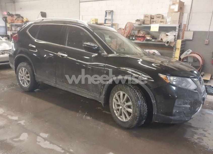 2019 Nissan Rogue SV (VIN JN8AT2MV6KW392502) main photo