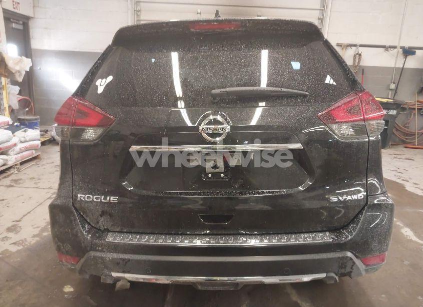 Photo 17 of 2019 Nissan Rogue SV (VIN JN8AT2MV6KW392502)