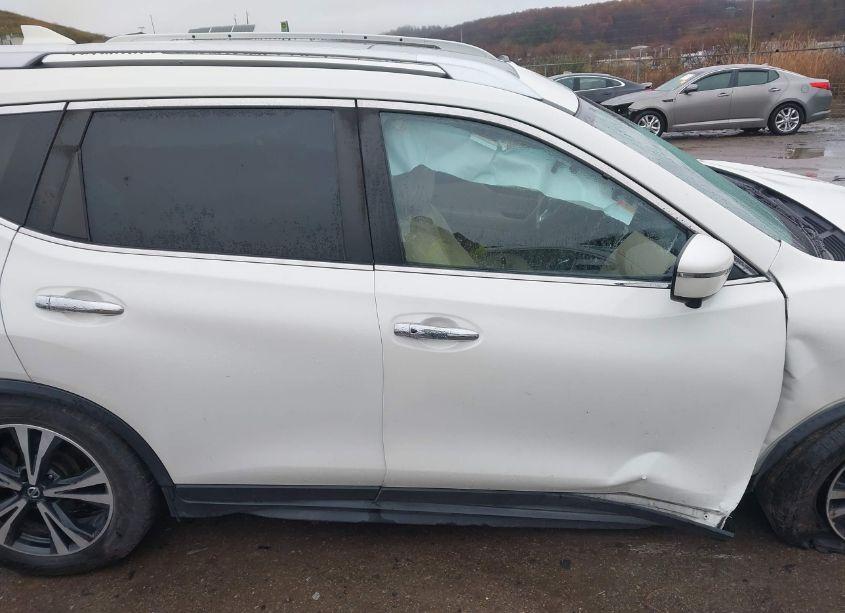 Photo 13 of 2020 Nissan Rogue SV INTELLIGENT AWD (VIN JN8AT2MV6LW102681)