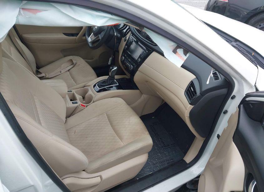 Photo 5 of 2020 Nissan Rogue SV INTELLIGENT AWD (VIN JN8AT2MV6LW102681)