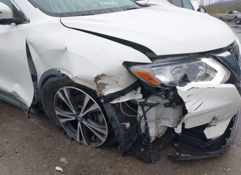 Photo 6 of 2020 Nissan Rogue SV INTELLIGENT AWD (VIN JN8AT2MV6LW102681)