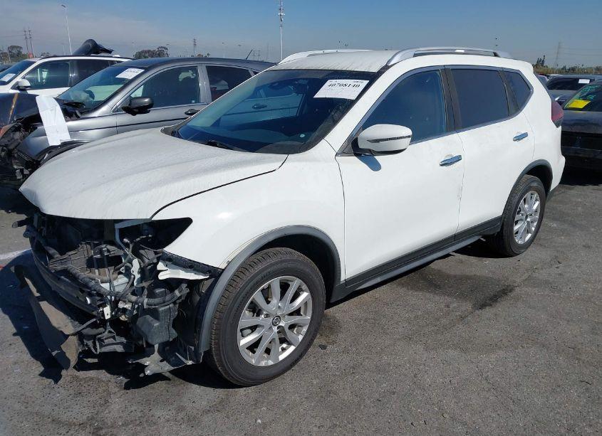 Photo 2 of 2020 Nissan Rogue SV INTELLIGENT AWD (VIN JN8AT2MV6LW106956)