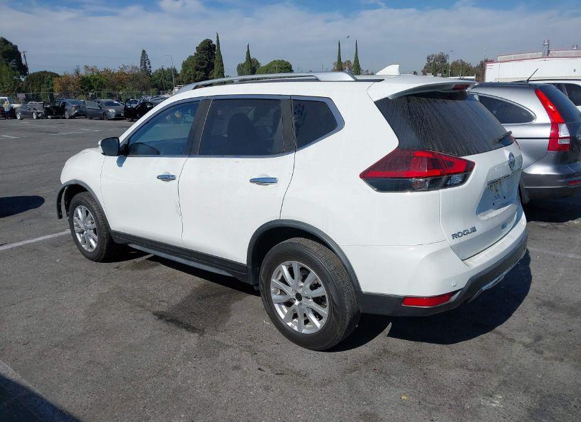Photo 3 of 2020 Nissan Rogue SV INTELLIGENT AWD (VIN JN8AT2MV6LW106956)