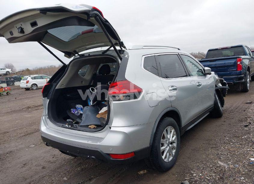 Photo 4 of 2020 Nissan Rogue SV INTELLIGENT AWD (VIN JN8AT2MV6LW113681)