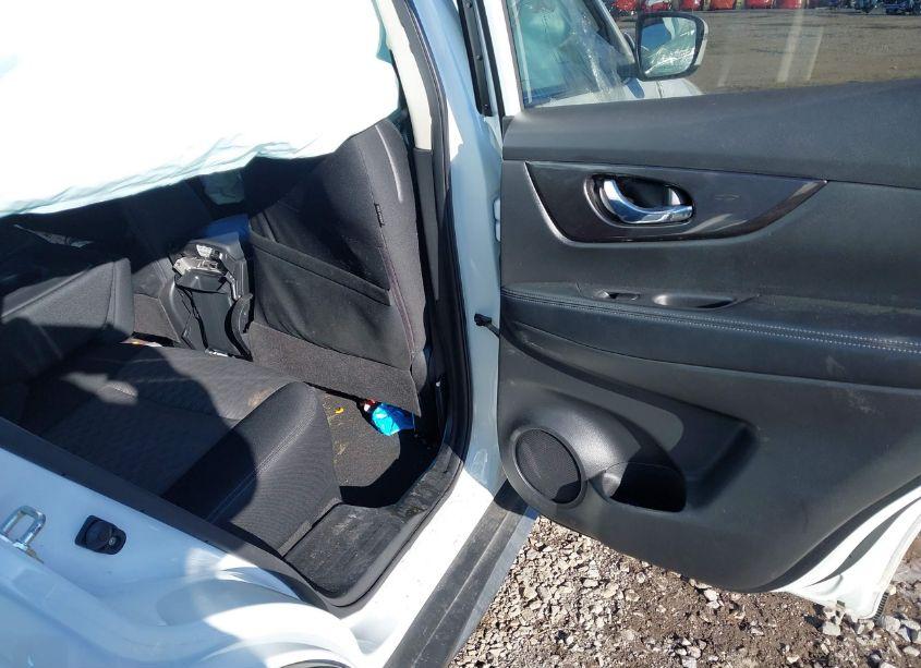 Photo 8 of 2020 Nissan Rogue SV INTELLIGENT AWD (VIN JN8AT2MV6LW131064)