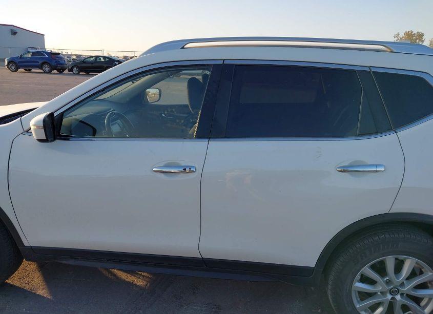 Photo 15 of 2020 Nissan Rogue SV INTELLIGENT AWD (VIN JN8AT2MV6LW139424)