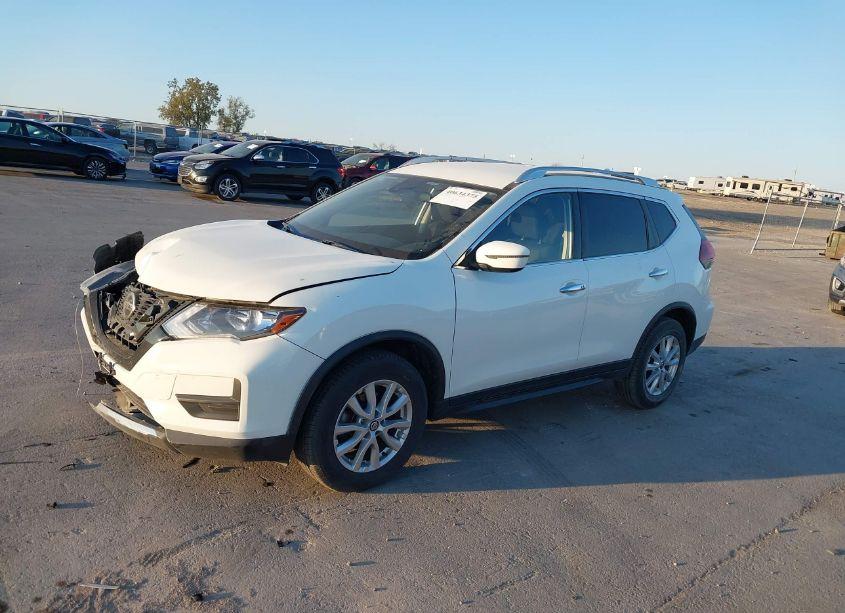 Photo 2 of 2020 Nissan Rogue SV INTELLIGENT AWD (VIN JN8AT2MV6LW139424)