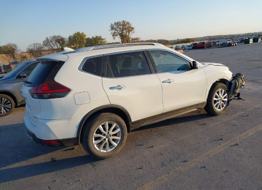 Photo 4 of 2020 Nissan Rogue SV INTELLIGENT AWD (VIN JN8AT2MV6LW139424)