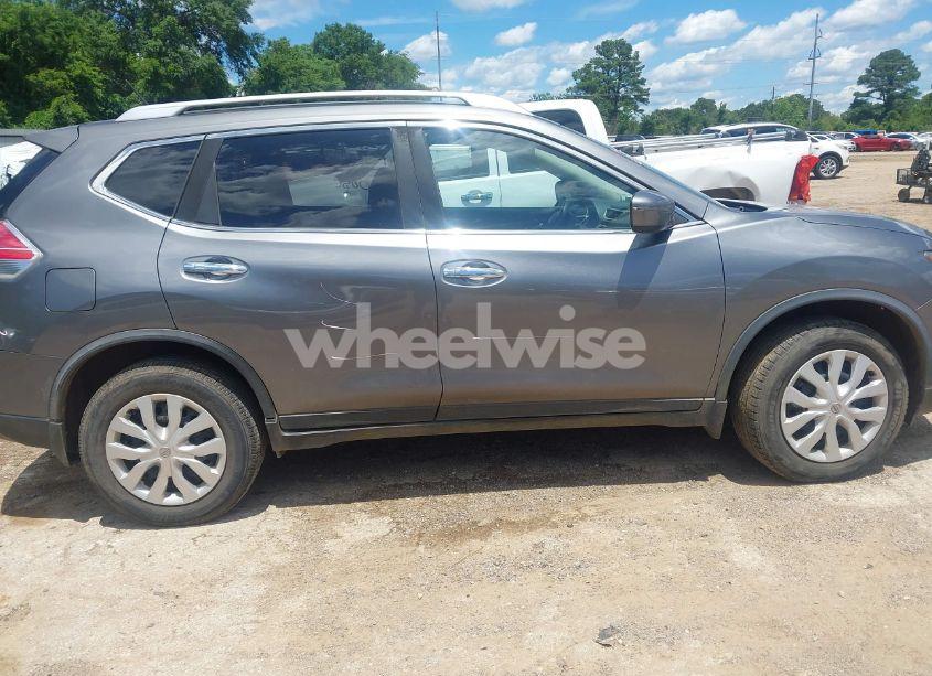 Photo 17 of 2016 Nissan Rogue S (VIN JN8AT2MV7GW134030)