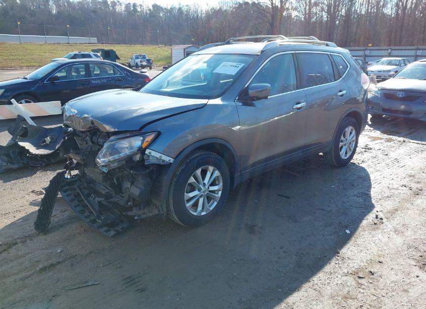 Photo 2 of 2016 Nissan Rogue SV (VIN JN8AT2MV7GW138174)