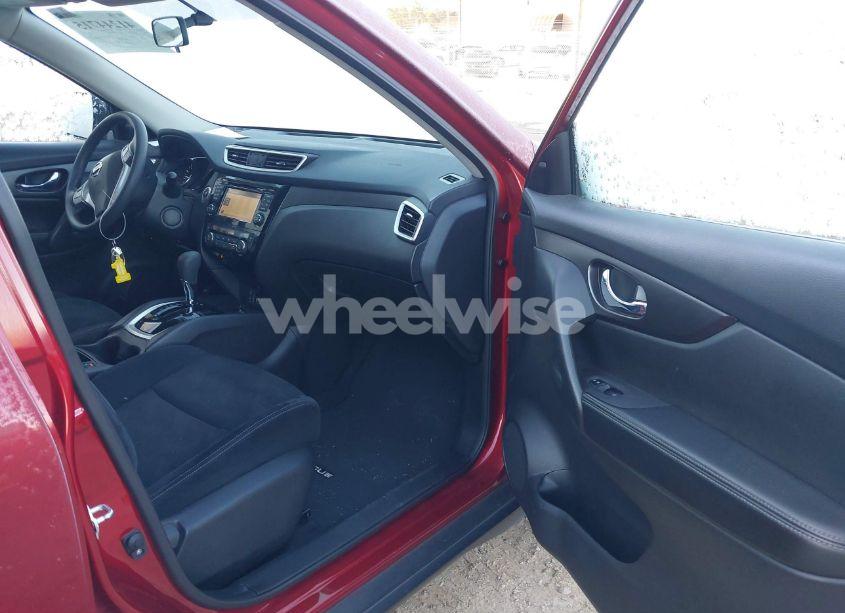 Photo 5 of 2016 Nissan Rogue SV (VIN JN8AT2MV7GW142273)