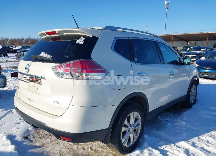 Photo 4 of 2016 Nissan Rogue SV (VIN JN8AT2MV7GW145268)