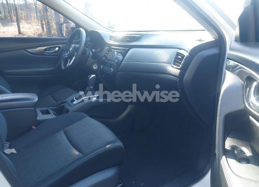 Photo 5 of 2017 Nissan Rogue S (VIN JN8AT2MV7HW007957)