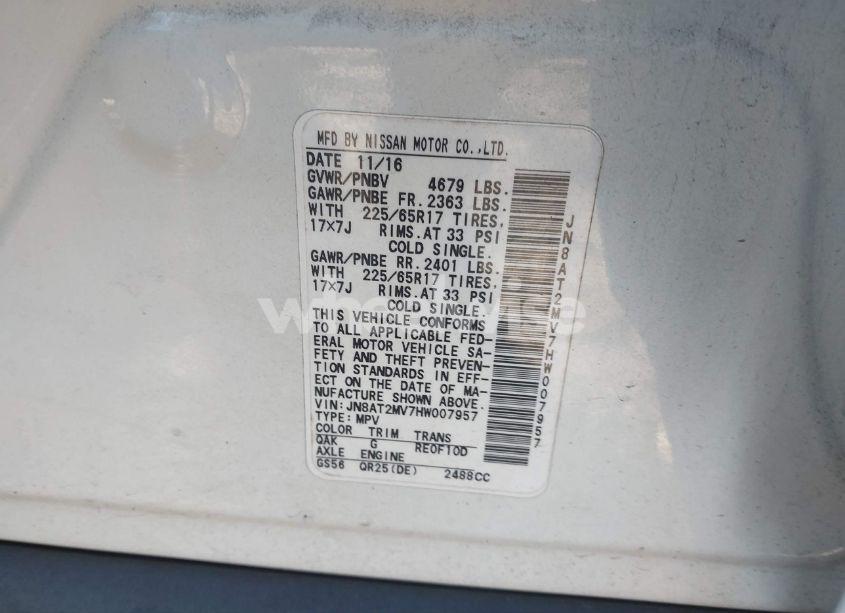 Photo 9 of 2017 Nissan Rogue S (VIN JN8AT2MV7HW007957)