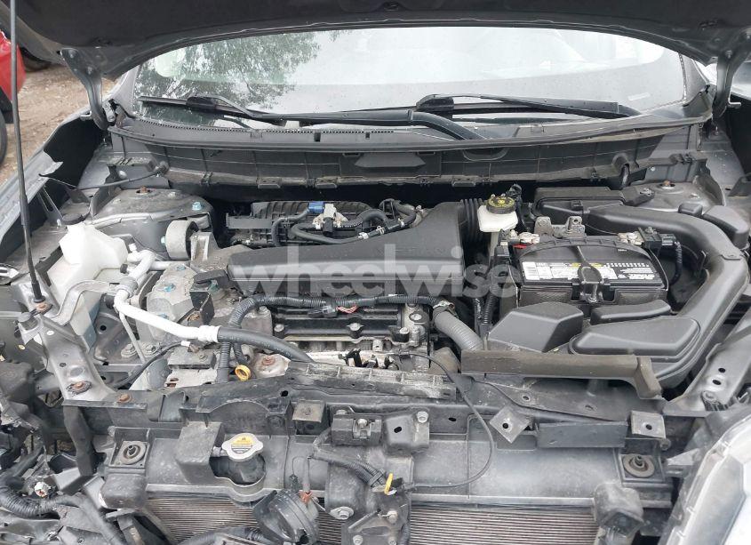 Photo 10 of 2017 Nissan Rogue S (VIN JN8AT2MV7HW027206)