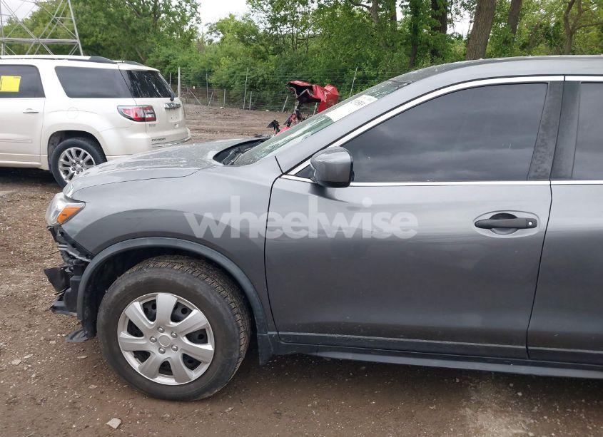 Photo 14 of 2017 Nissan Rogue S (VIN JN8AT2MV7HW027206)