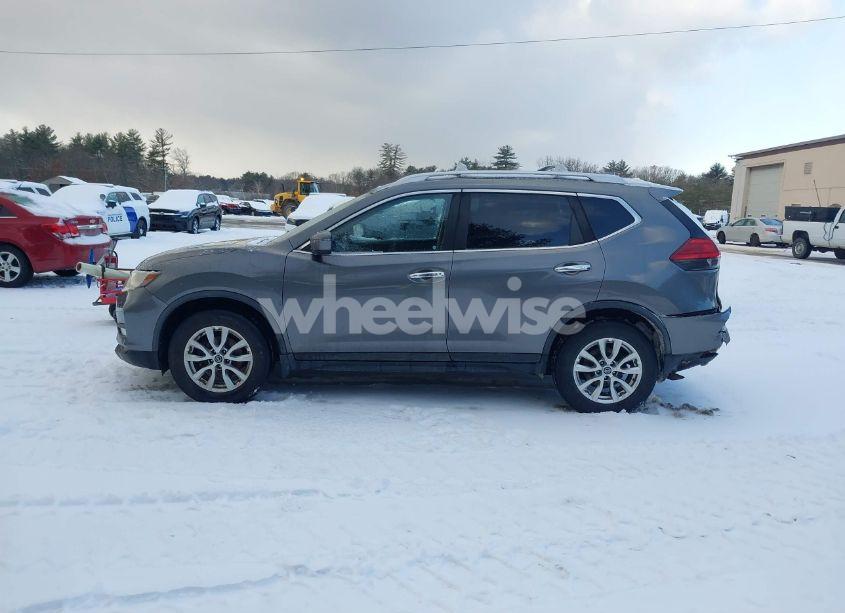 Photo 14 of 2017 Nissan Rogue SV (VIN JN8AT2MV7HW252337)