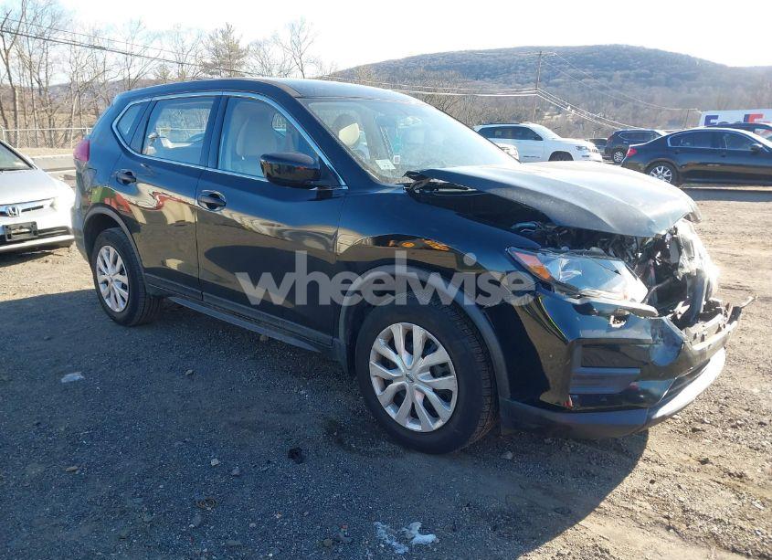 2017 Nissan Rogue S (VIN JN8AT2MV7HW253357) main photo