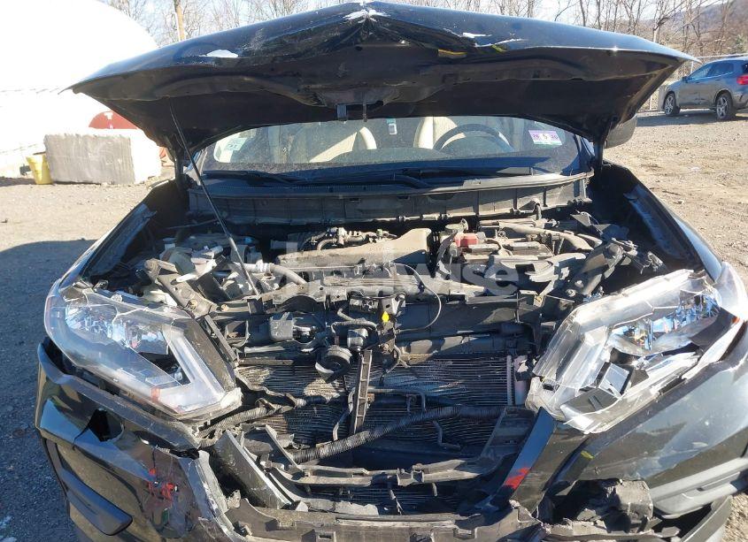 Photo 10 of 2017 Nissan Rogue S (VIN JN8AT2MV7HW253357)