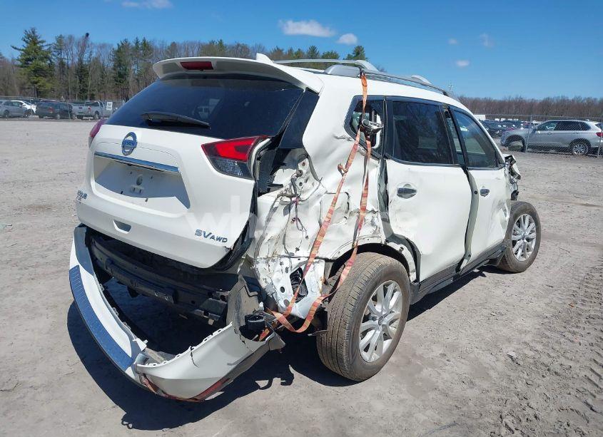 Photo 6 of 2017 Nissan Rogue SV (VIN JN8AT2MV7HW268487)