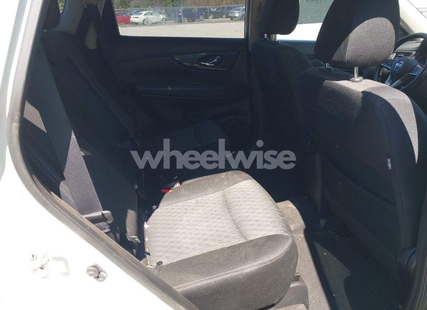 Photo 8 of 2017 Nissan Rogue SV (VIN JN8AT2MV7HW268487)