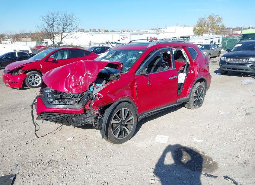 Photo 2 of 2017 Nissan Rogue SL (VIN JN8AT2MV7HW277092)