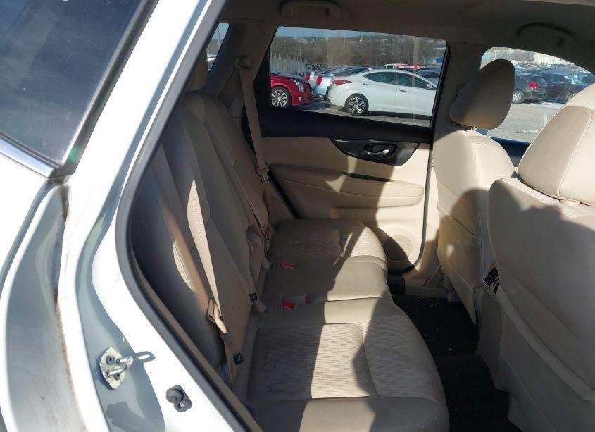 Photo 8 of 2018 Nissan Rogue SV (VIN JN8AT2MV7JW305978)