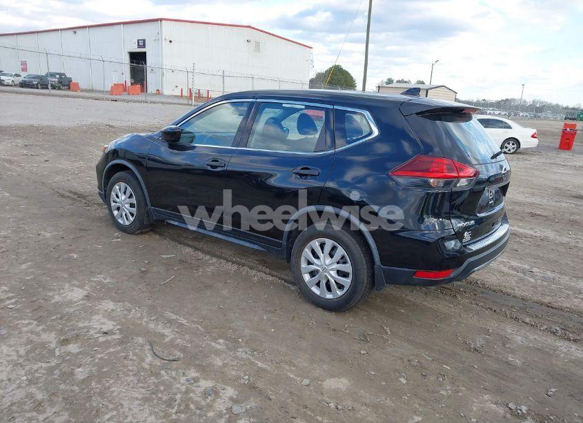 Photo 3 of 2018 Nissan Rogue S (VIN JN8AT2MV7JW307228)