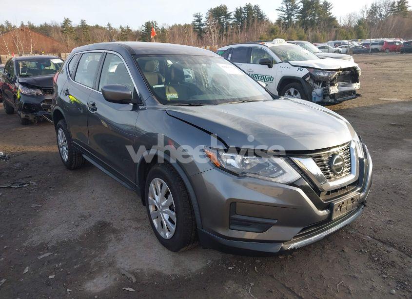 Photo 13 of 2018 Nissan Rogue S (VIN JN8AT2MV7JW313630)