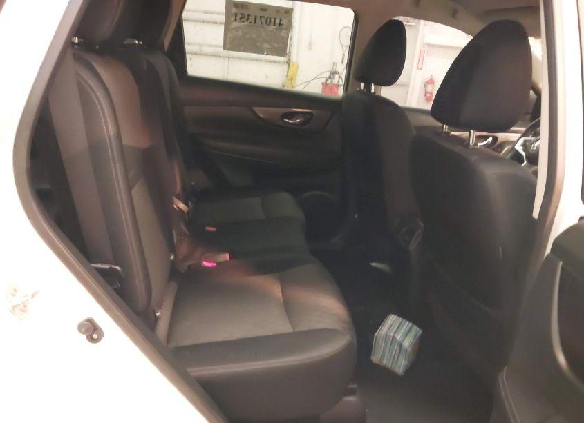 Photo 8 of 2019 Nissan Rogue SV (VIN JN8AT2MV7KW373845)