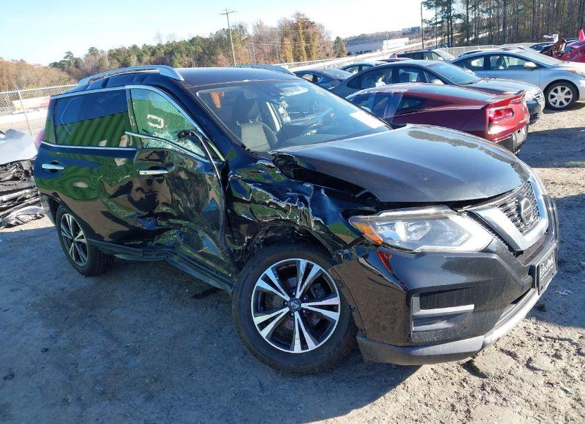 2019 Nissan Rogue SV (VIN JN8AT2MV7KW375725) main photo